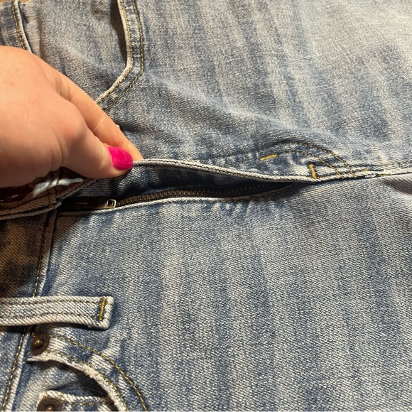 J.Crew 10" high-rise skinny jeans Ainsworth Light Wash - Picture 5 of 9